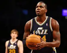 清晨社区盾焦点战，犹他爵士单刀错失，管理层满意，细节决定成败(军长怒砸石家庄金伯帆视频)-亚博体育