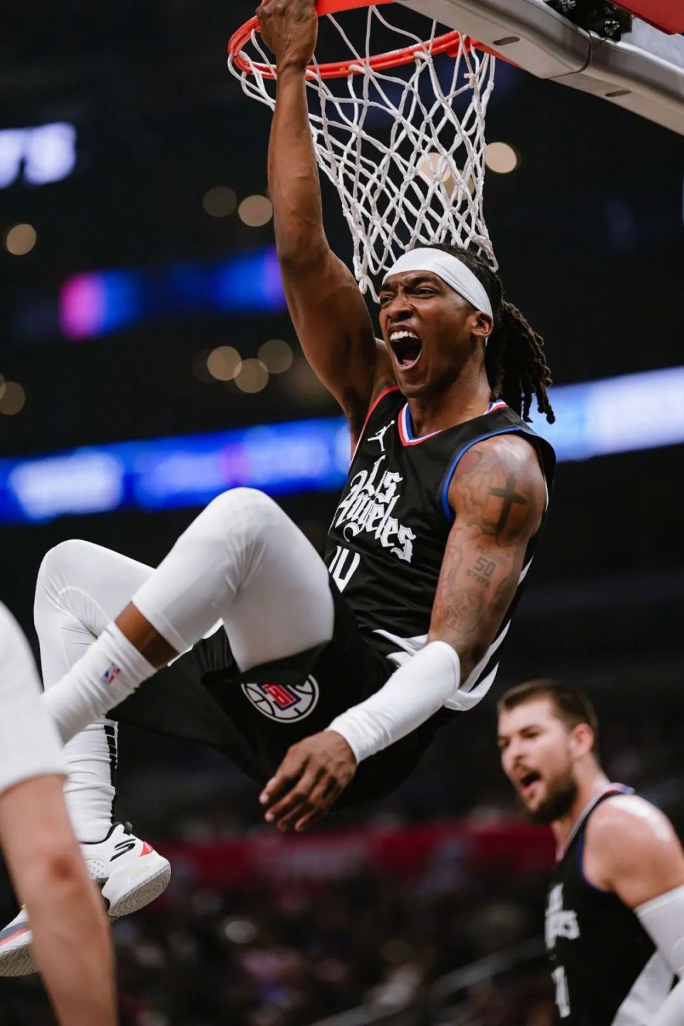 洛杉矶快船训练开放日，转会期主帅复盘引欢呼，英超在即，阵容厚度经受考验(无尽的拉格朗日舰船表)-亚博棋牌